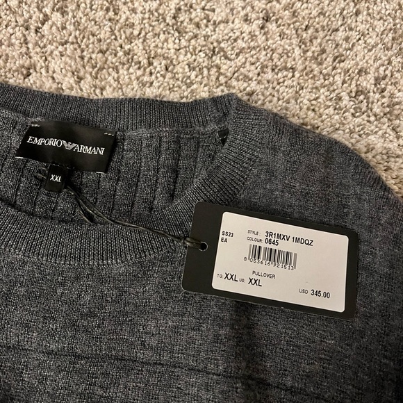 Men’s Emporio Armani crew neck sweater - Picture 2 of 2